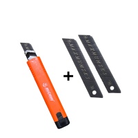 Нож канцелярский с подвесом 18 мм+2 лезвия, с фиксатором, усиленный,  "MAXIMUM"  13278-1